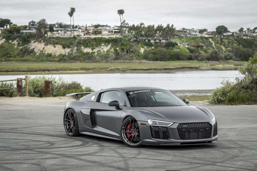  Audi R8 VRS by Vorsteiner 2017 года  (фото 27 из 31)